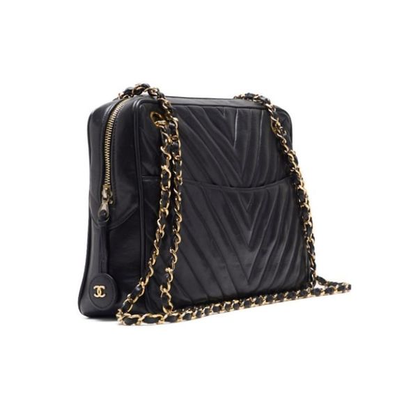 Chanel Matelasse V stitch Chain Shoulder Bag Black - Picture 3 of 12